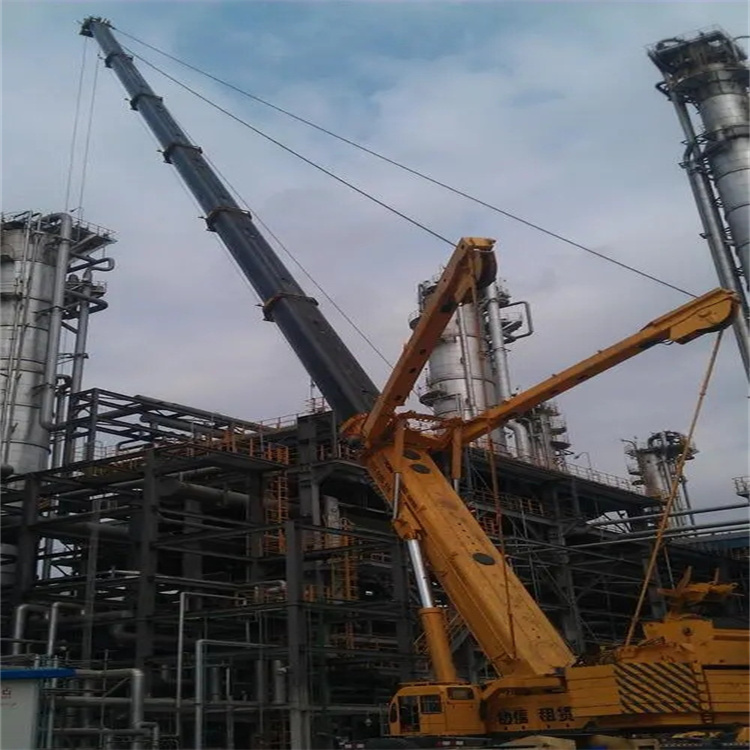 杨林尾镇吊板房的吊车